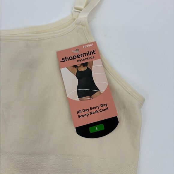 Shapermint Women's All Day Every Day Scoop Neck Cami Beige Size large | NWT - Picture 2 of 5